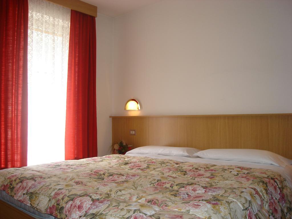 Appartamenti Villa Maria Canazei Zimmer foto